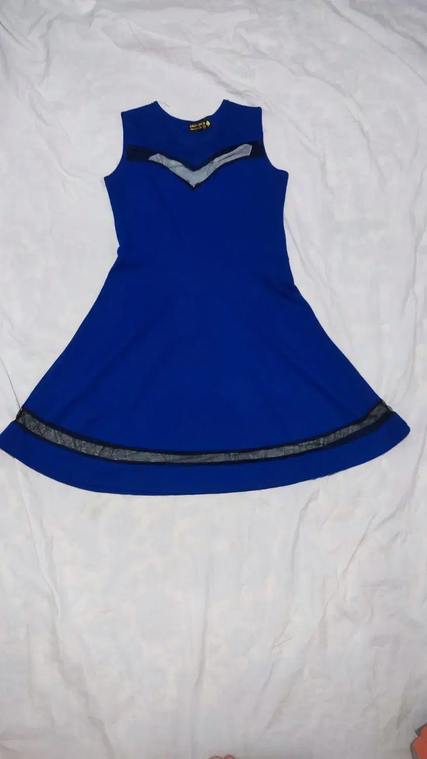 تعدادی لباس مجلسی|لباس|نشتارود, |دیوار