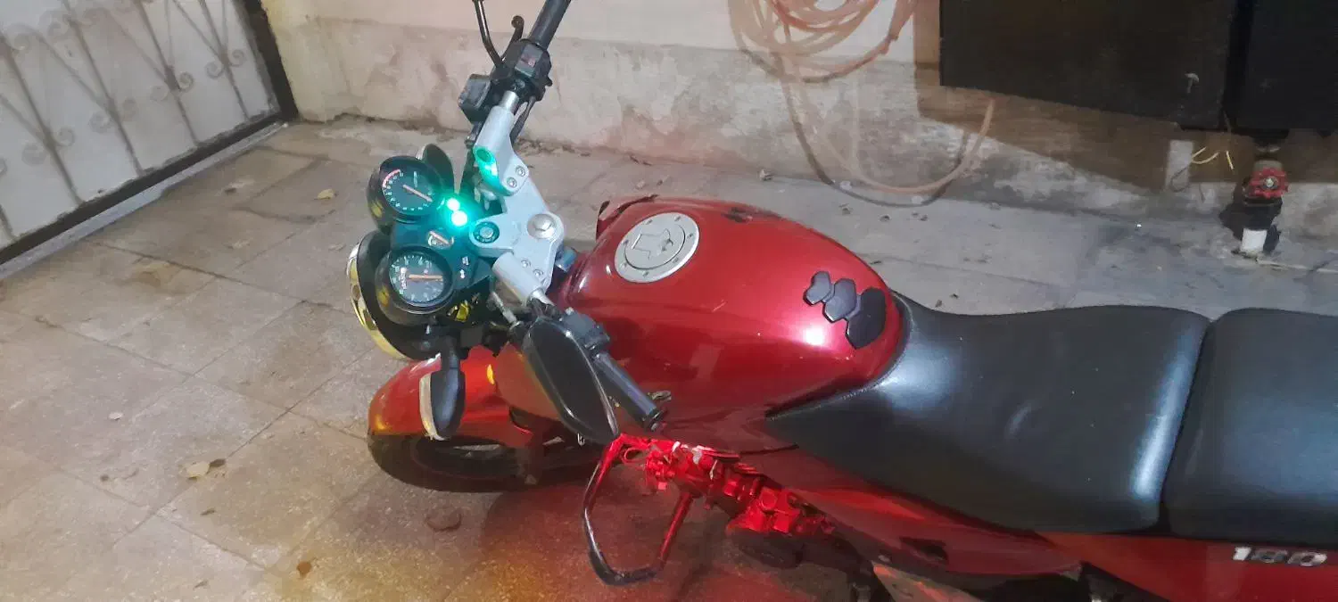 پالس یوجی فور مدل ۸۹ترقه|موتورسیکلت|هشتگرد, فاز ۷ مهستان|دیوار