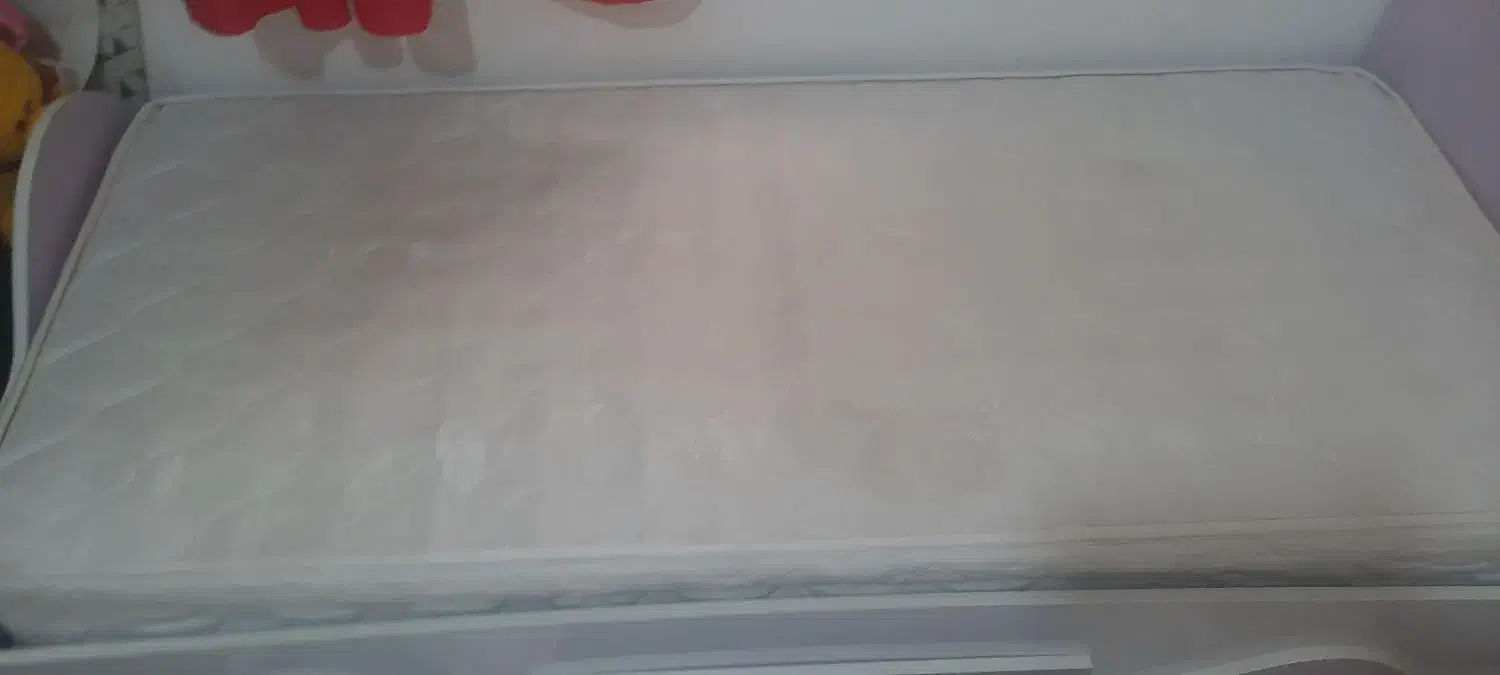 خوشخواب نوجوان|تشک تختخواب|اسفراین, |دیوار