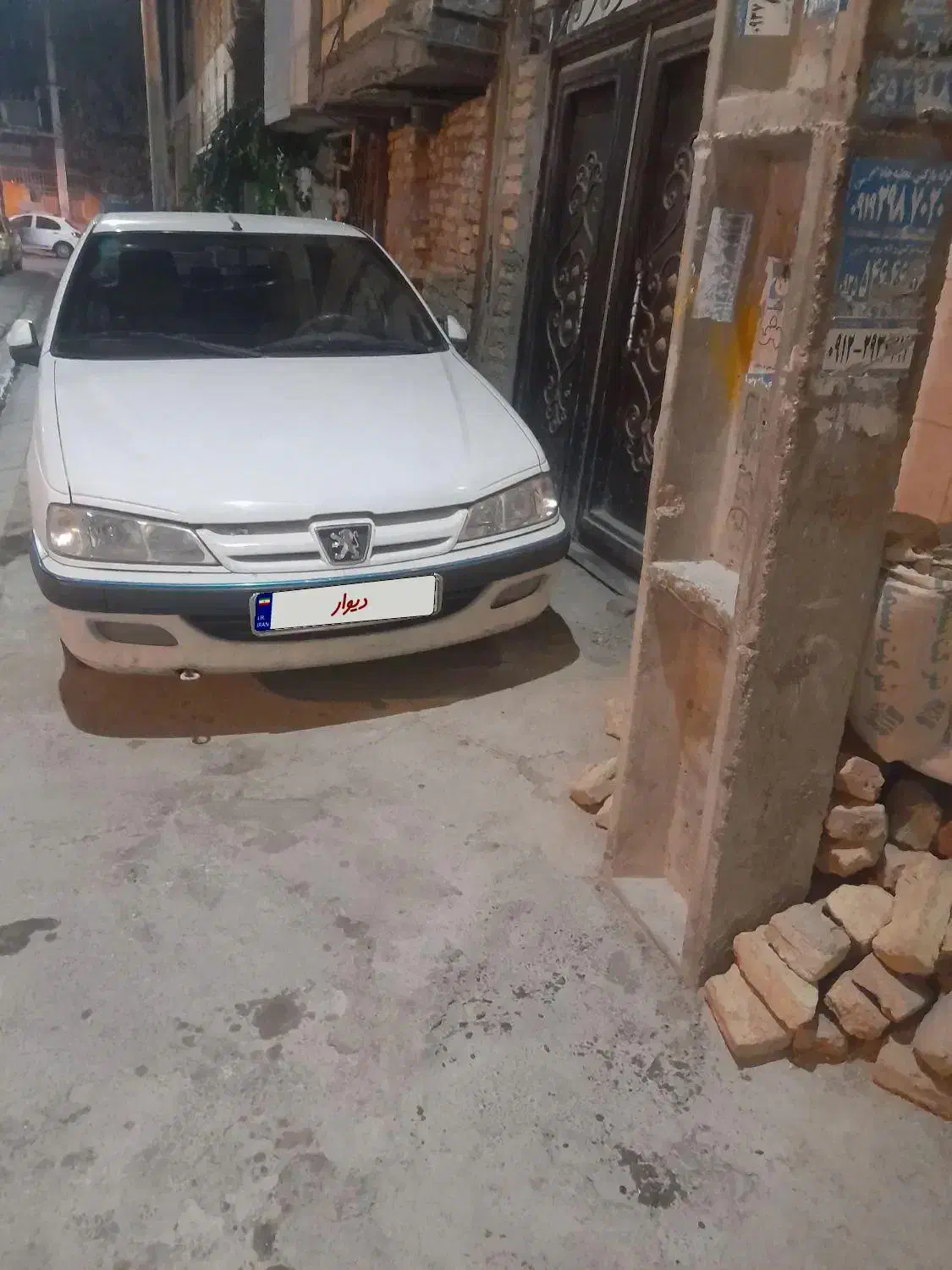 پژو پارس سفید مدل ۹۲|خودرو سواری و وانت|شهریار, اسد‌آباد|دیوار