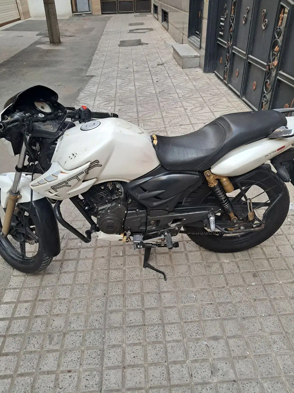 اپاچی ۱۸۰ مدل ۸۹|موتورسیکلت|تهران, سلسبیل جنوبی|دیوار