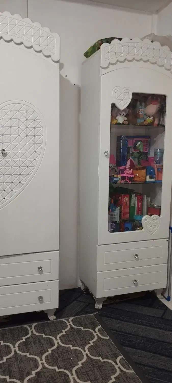 کمد لباس و ویترین اسباب بازی|جاکفشی، کمد، دراور|مشهد, رضاشهر|دیوار