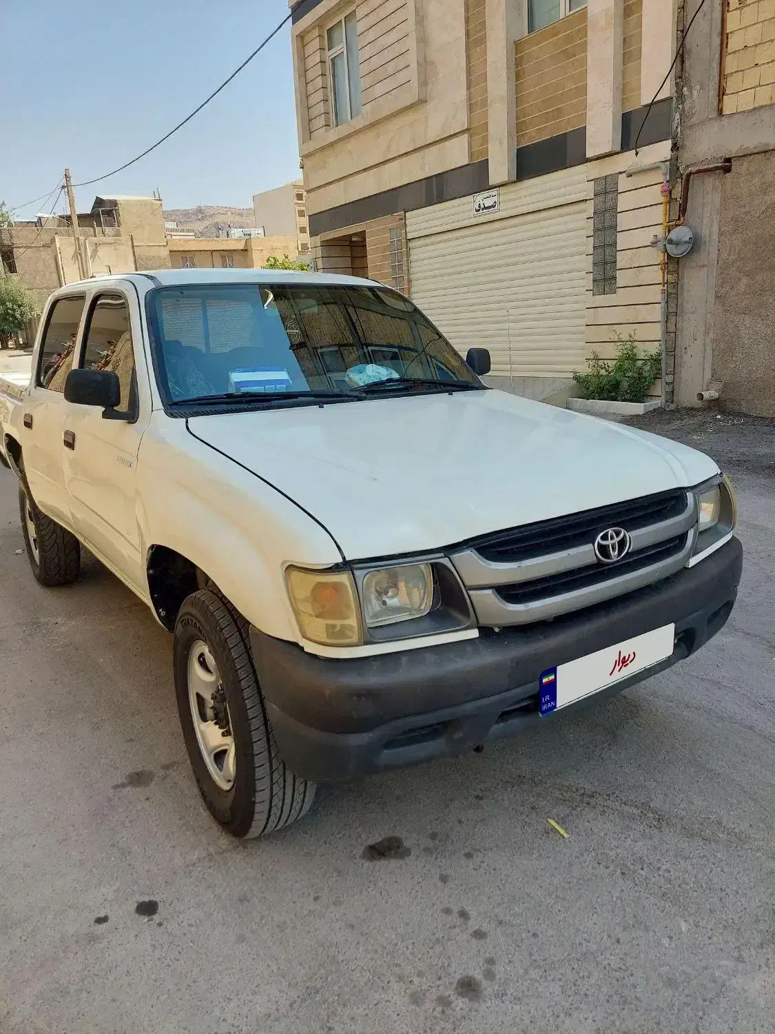 تویوتا هایلوکس ۲۰۰۱|خودرو سواری و وانت|تهران, بلورسازی|دیوار