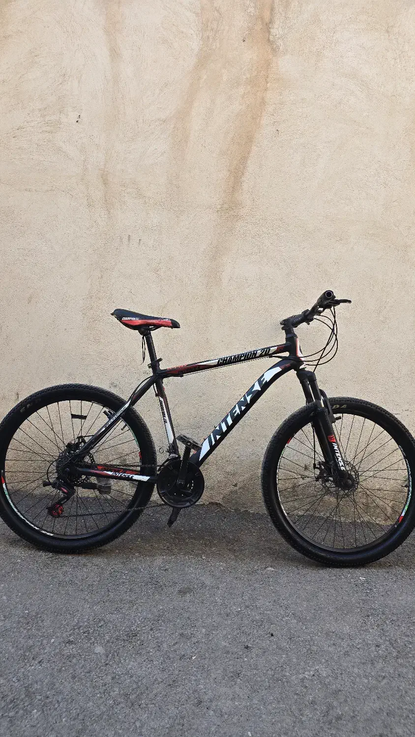 اینتنز ۲۶ معاوضه با انواع گوشی|دوچرخه، اسکیت، اسکوتر|میانه, |دیوار