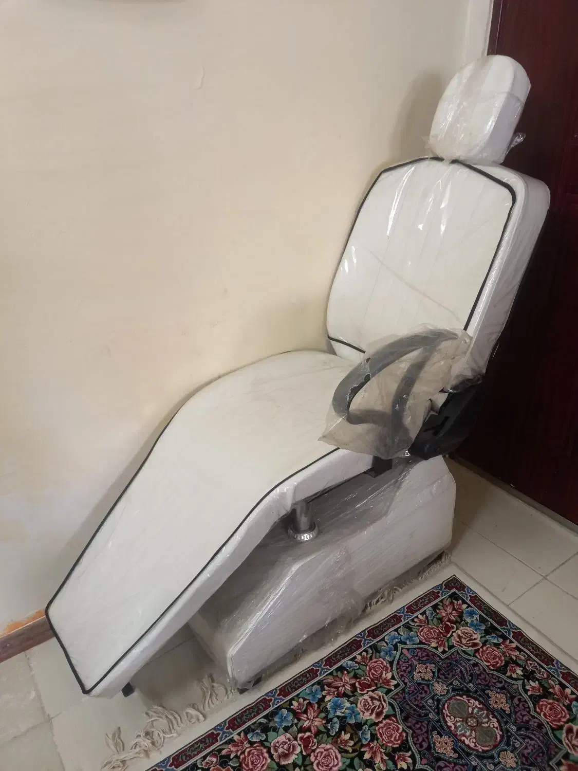 صندلی میکاپ|آرایشگاه و سالن‌های زیبایی|شاهین‌شهر, مسکن مهر|دیوار