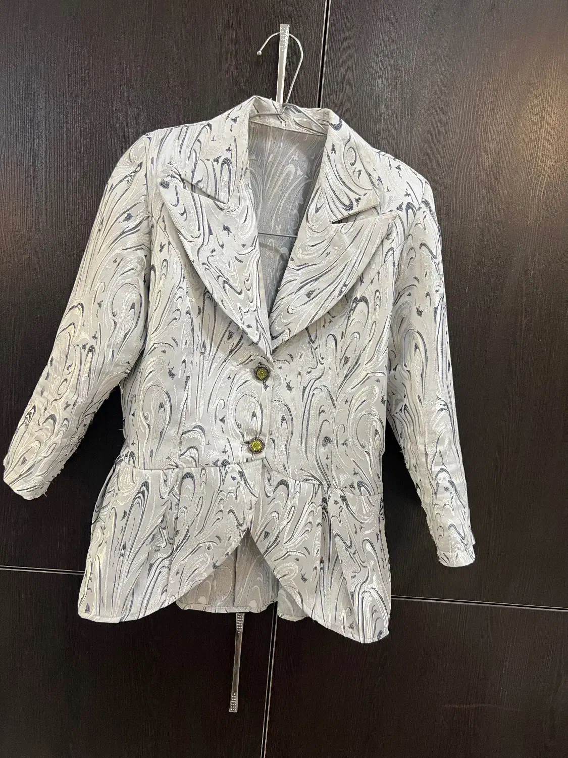 کت و دامن دو عدد|لباس|قم, حنیف نژاد|دیوار