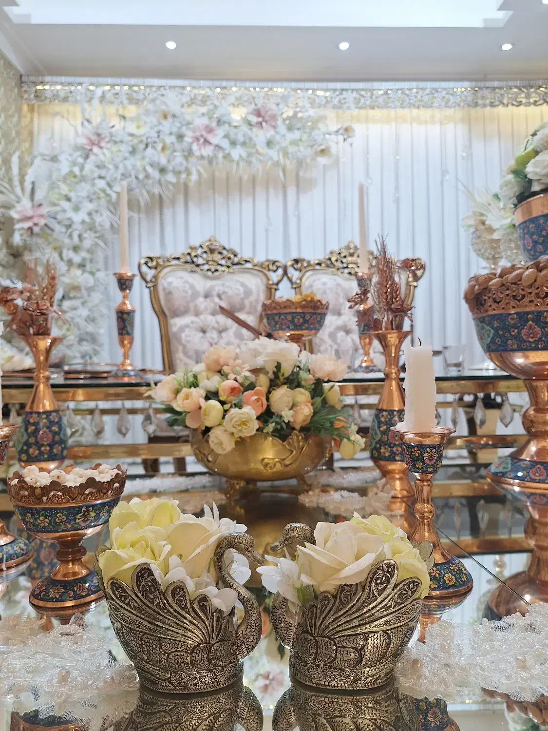 خانه عقد ریحانه ( کلیه مراسم عقد و بله برون و..)|خدمات پذیرایی، مراسم|رشت, معلم|دیوار