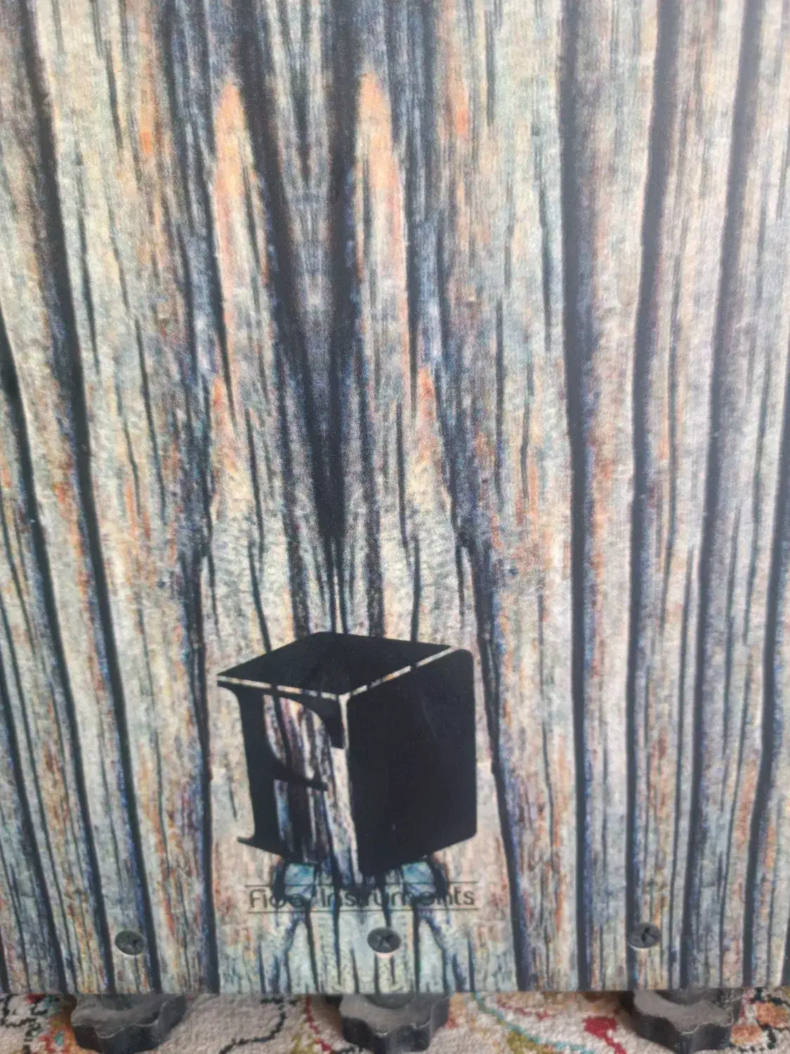 ساز کاخن|درام و پرکاشن|اصفهان, شمس آباد|دیوار