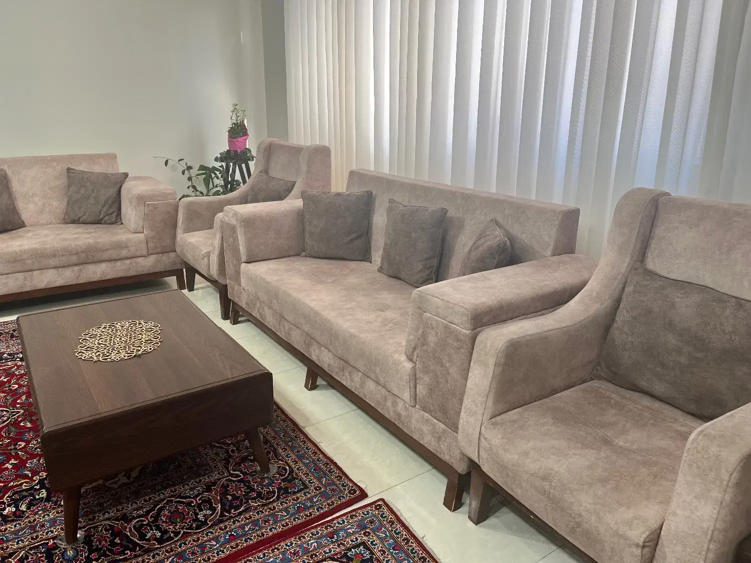 مبل هفت نفره|مبلمان خانگی و میز عسلی|همدان, |دیوار