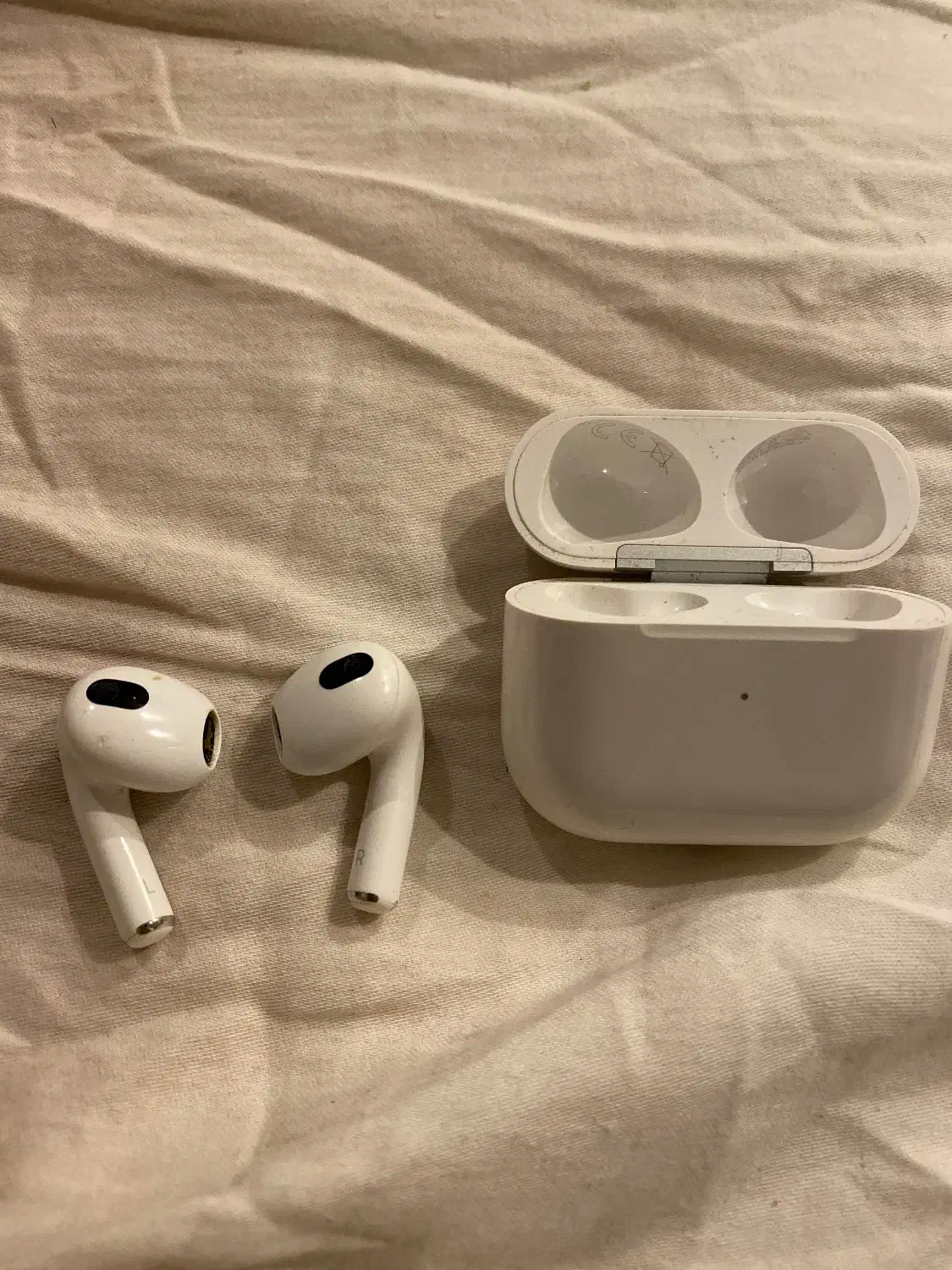 ایر پاد ۴|لوازم جانبی موبایل و تبلت|تهران, سعادت‌آباد|دیوار