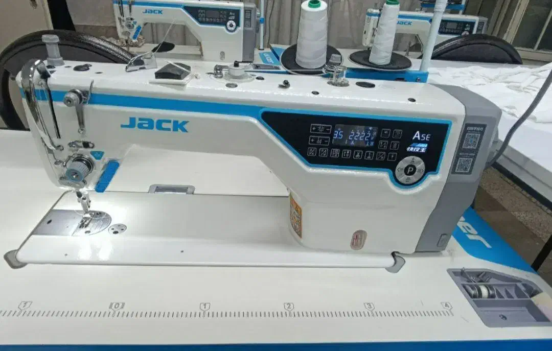 نیازمند اتو کار، وسط کار، چرخکار مادگی و دکمه زن|استخدام صنعتی، فنی، مهندسی|محمدشهر, ولدآباد|دیوار