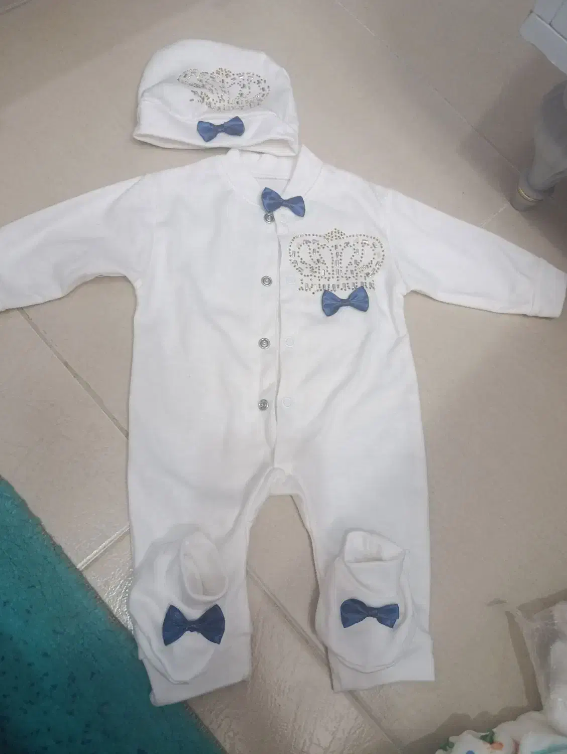 سرهمی نوزادی|کفش و لباس بچه|بروجرد, |دیوار