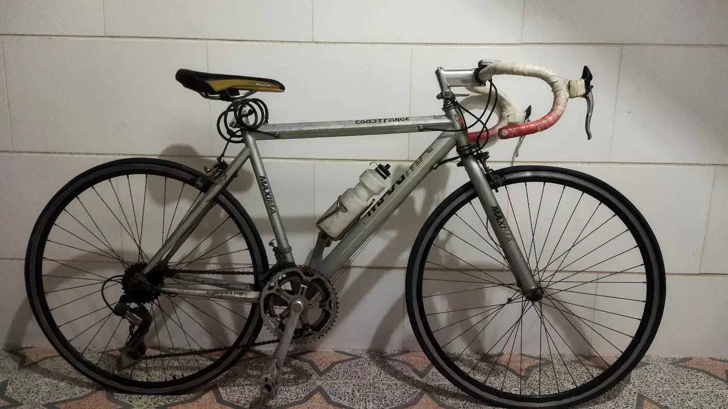 دوچرخه کرسی|دوچرخه، اسکیت، اسکوتر|رشت, نظری|دیوار