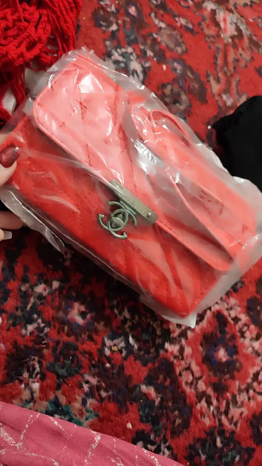 لباس وکیف ۲۰۰ تومن|لباس|محمدیه-قزوین, |دیوار