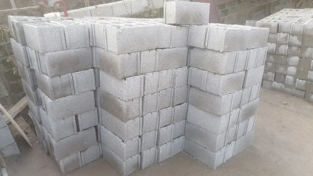 کارگاه بلوک زنی(فروش بلوک)|مصالح و تجهیزات ساختمان|رضوانشهر, |دیوار