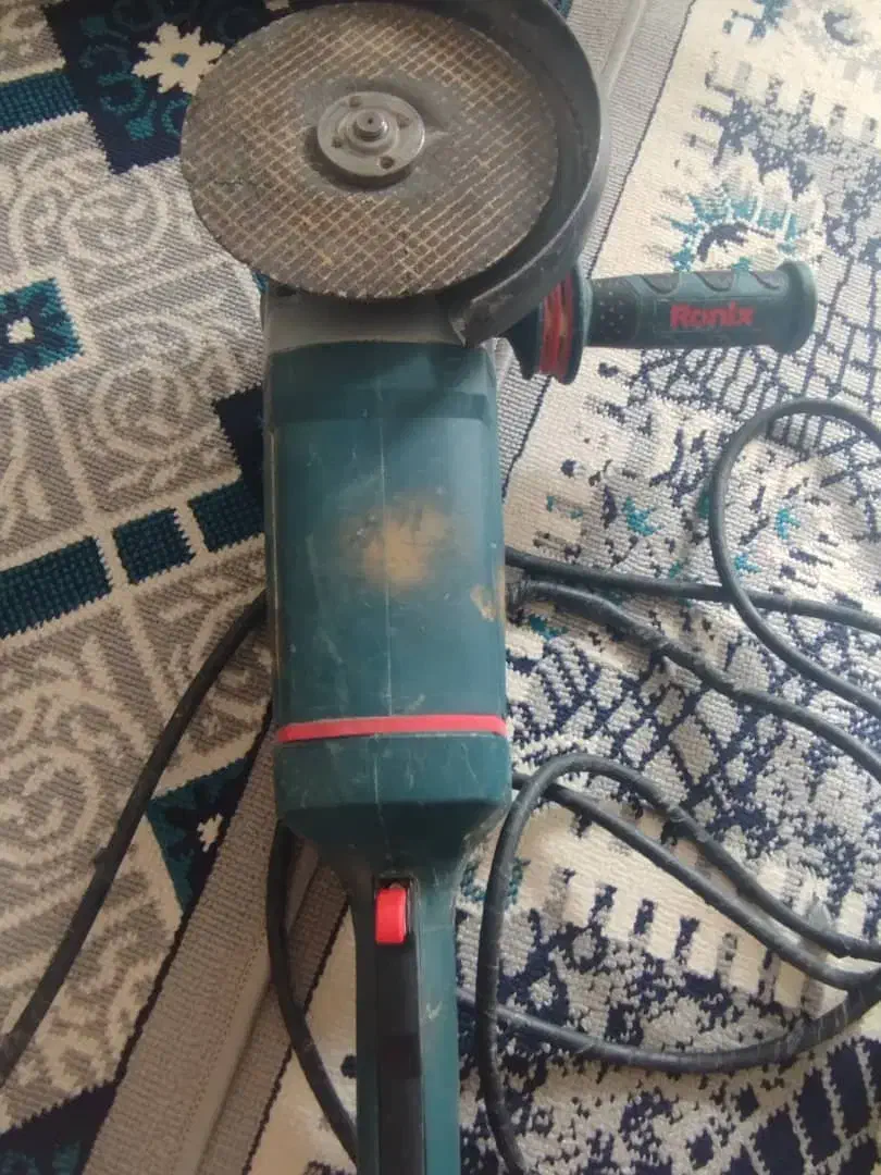 تعدادی ابزارووسیله کار|ابزارآلات|ایلام, |دیوار