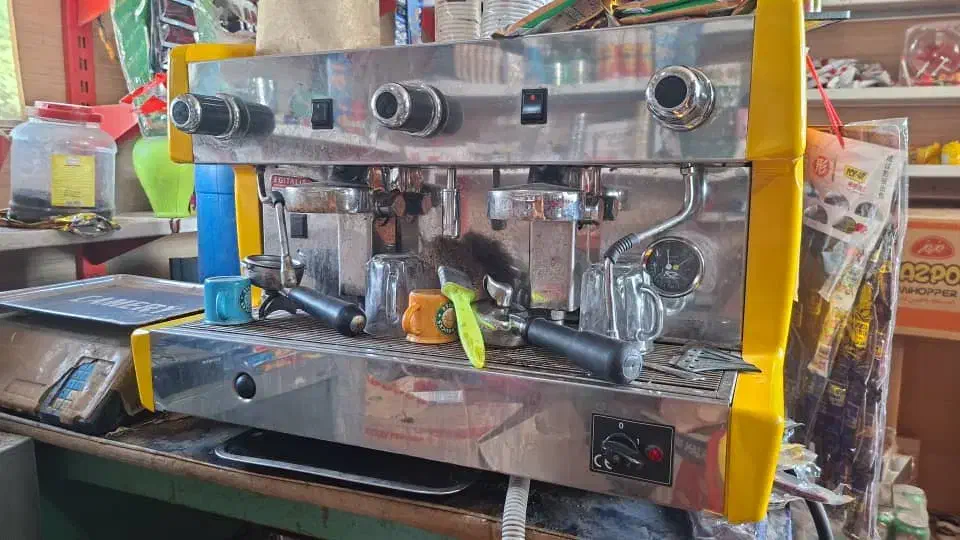 فروش اسپرسو ساز صنعتی استوک در حد آک|کافیشاپ و رستوران|شادگان, |دیوار