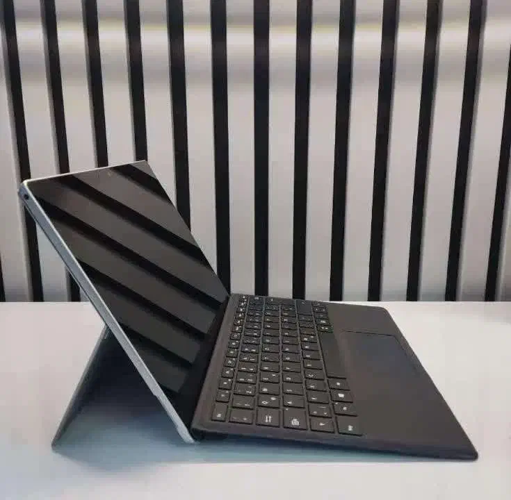 لپ تاپ سرفیس پروسیمکارت خور Microsoft Surface Pro5|تبلت|اصفهان, بوستان آینه خانه|دیوار