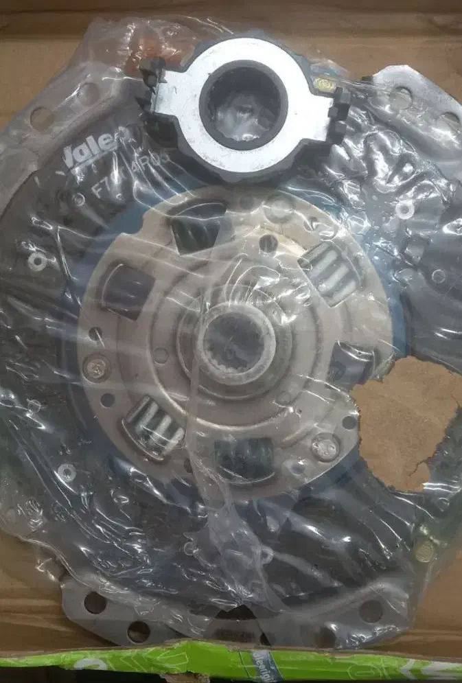 دیسک و صفحه و بلبرنگ والئو اصل اصل فرانسه|قطعات یدکی و لوازم جانبی|شاهینشهر, بانک استان|دیوار