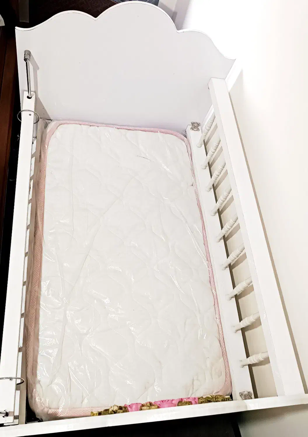 تخت کودک|تخت و صندلی بچه|کرج, شهرک فهمیده|دیوار