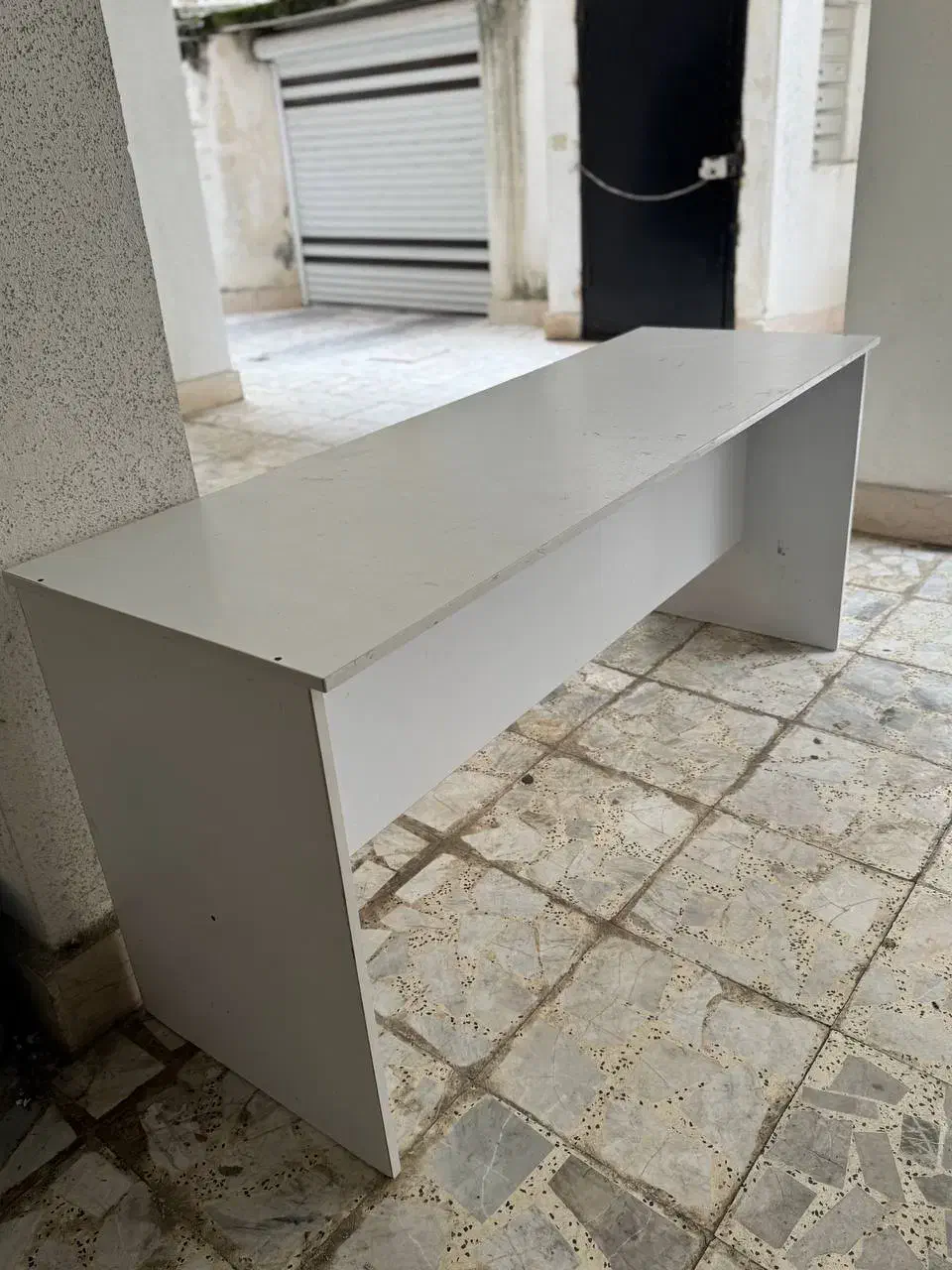 میز کاشت ناخن|آرایشگاه و سالنهای زیبایی|رشت, صفاری|دیوار