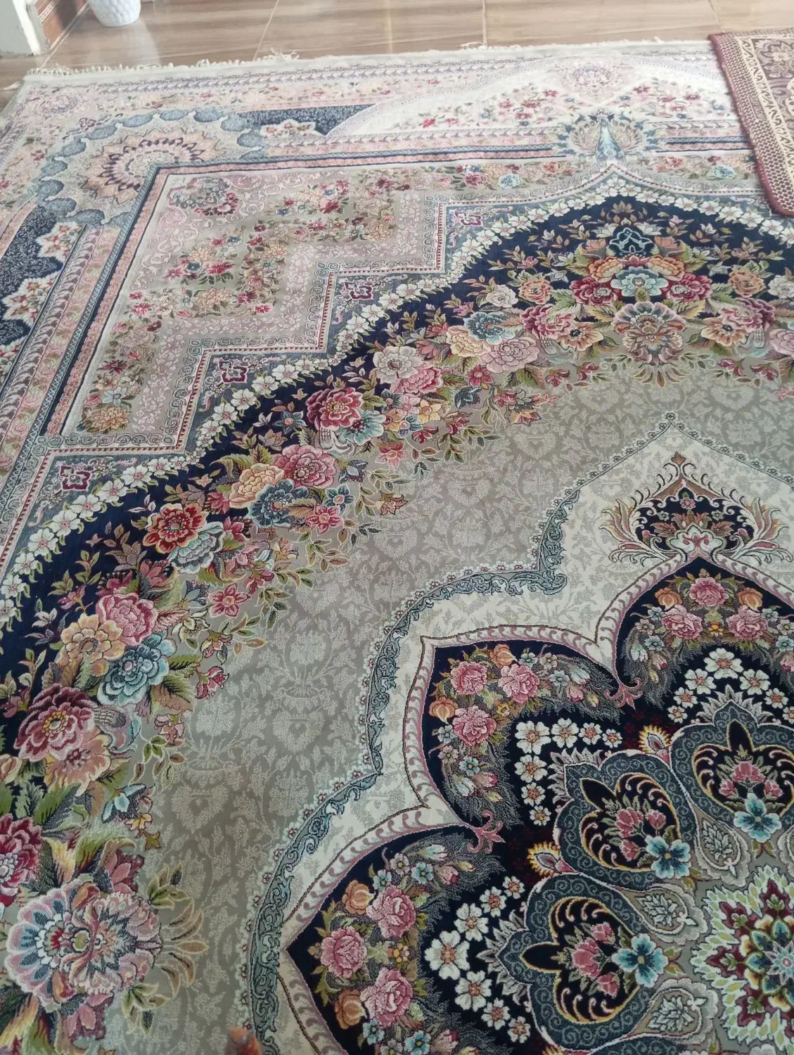 فرش خریدارم همه رقم|خدمات پیشه و مهارت|اراک, |دیوار