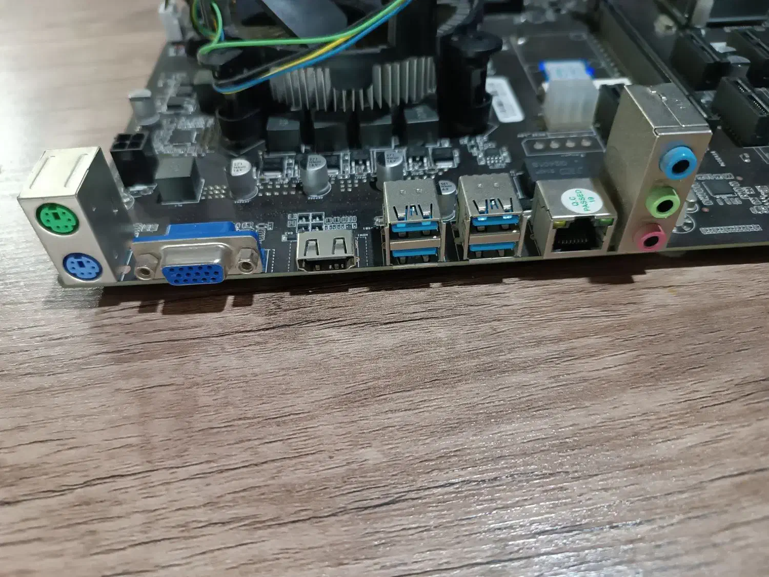 مادربرد B250 DDR4|قطعات و لوازم جانبی رایانه|شیراز, تندگویان|دیوار