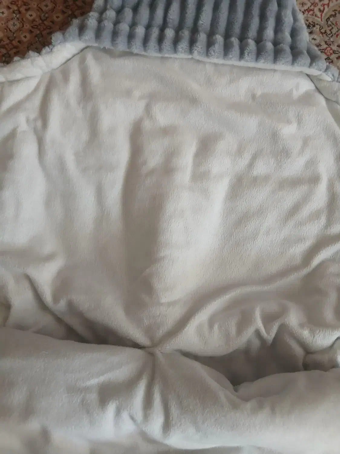 پتو قنداقی سالم و نو|اسباب و اثاث بچه|بروجرد, |دیوار