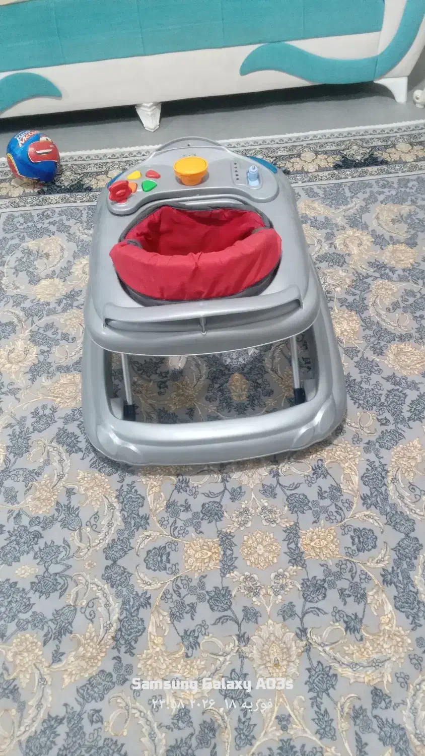 روروک|کالسکه و لوازم جانبی|شاهین دژ, |دیوار