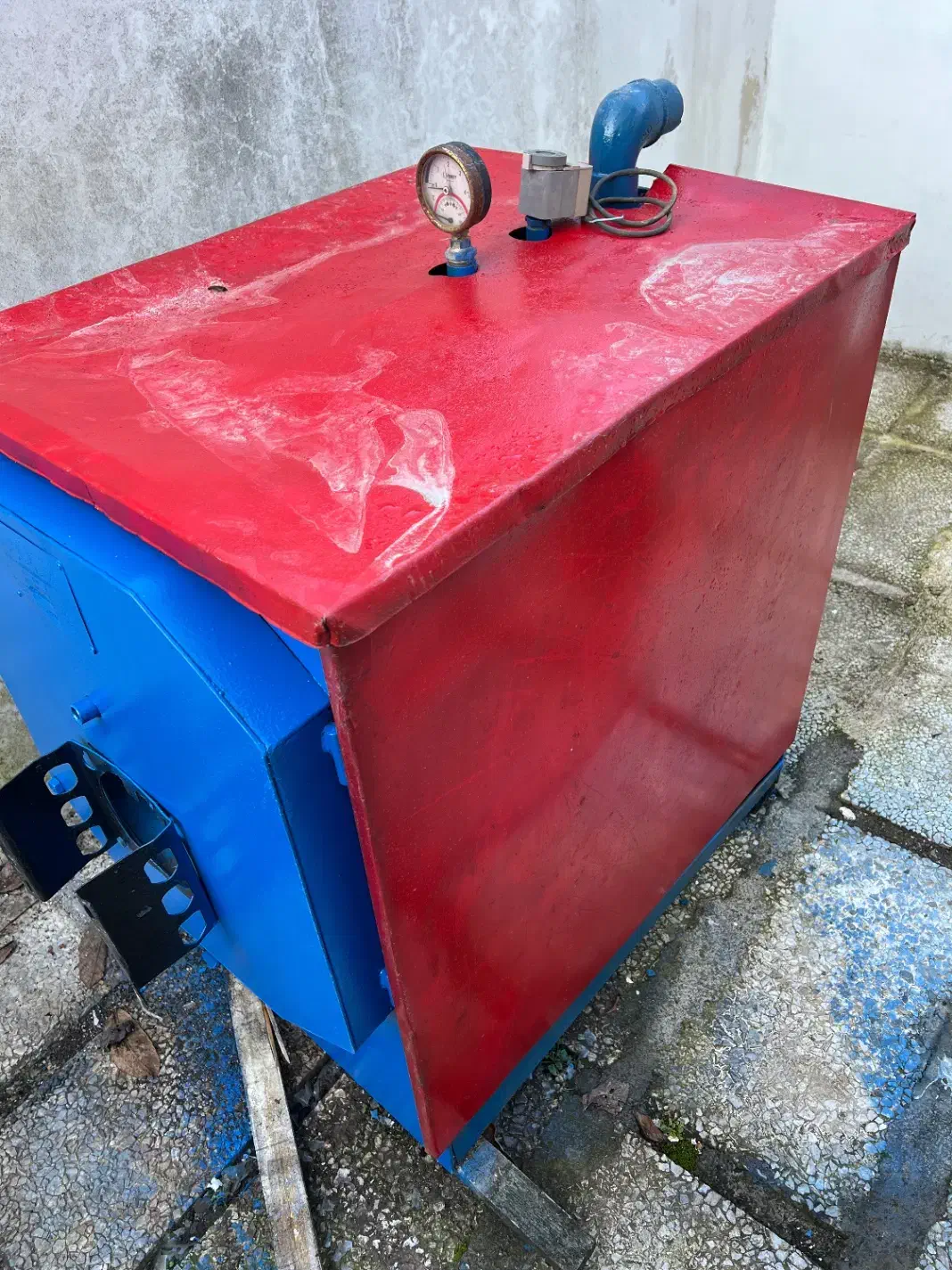 دیگ موتور خانه شفاژ دست دوم ۸۲۰۰۰|آبگرمکن، پکیج، شوفاژ|نوشهر, |دیوار