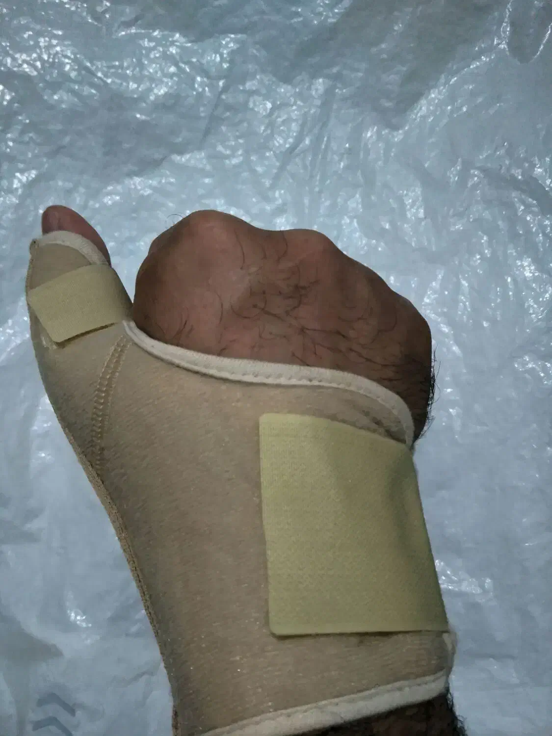 شصت بند و مچ بند طبی مارک توکا|پزشکی|بروجرد, |دیوار