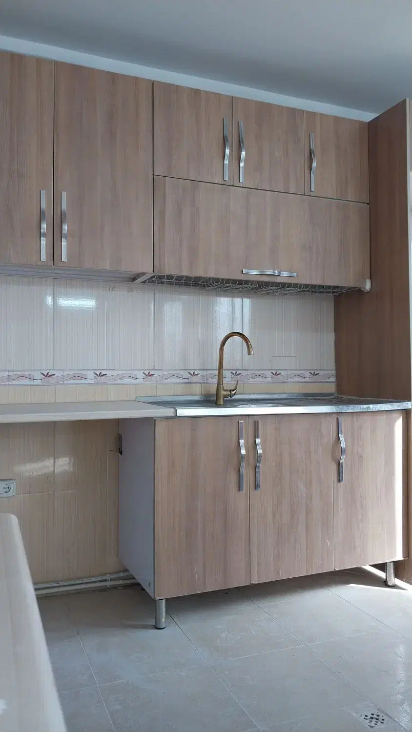 فروش ۸۷ متری /۲خواب/تک واحدی/فقط۱۴۰۰نقدی|فروش آپارتمان|ساوه, |دیوار