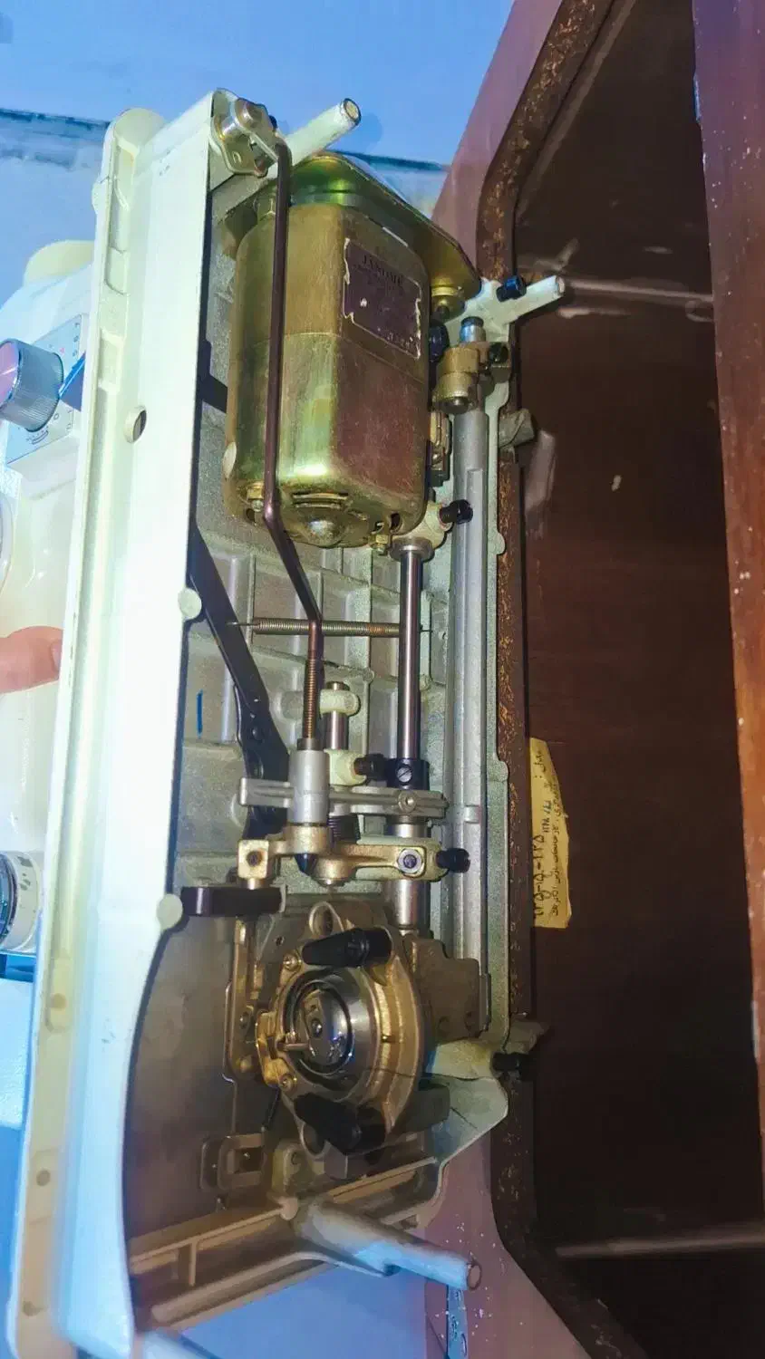 چرخ خیاطی ژانومه ۸۰۲ اصل ژاپن|چرخ خیاطی و ریسندگی|اهواز, کوی مهدیس|دیوار