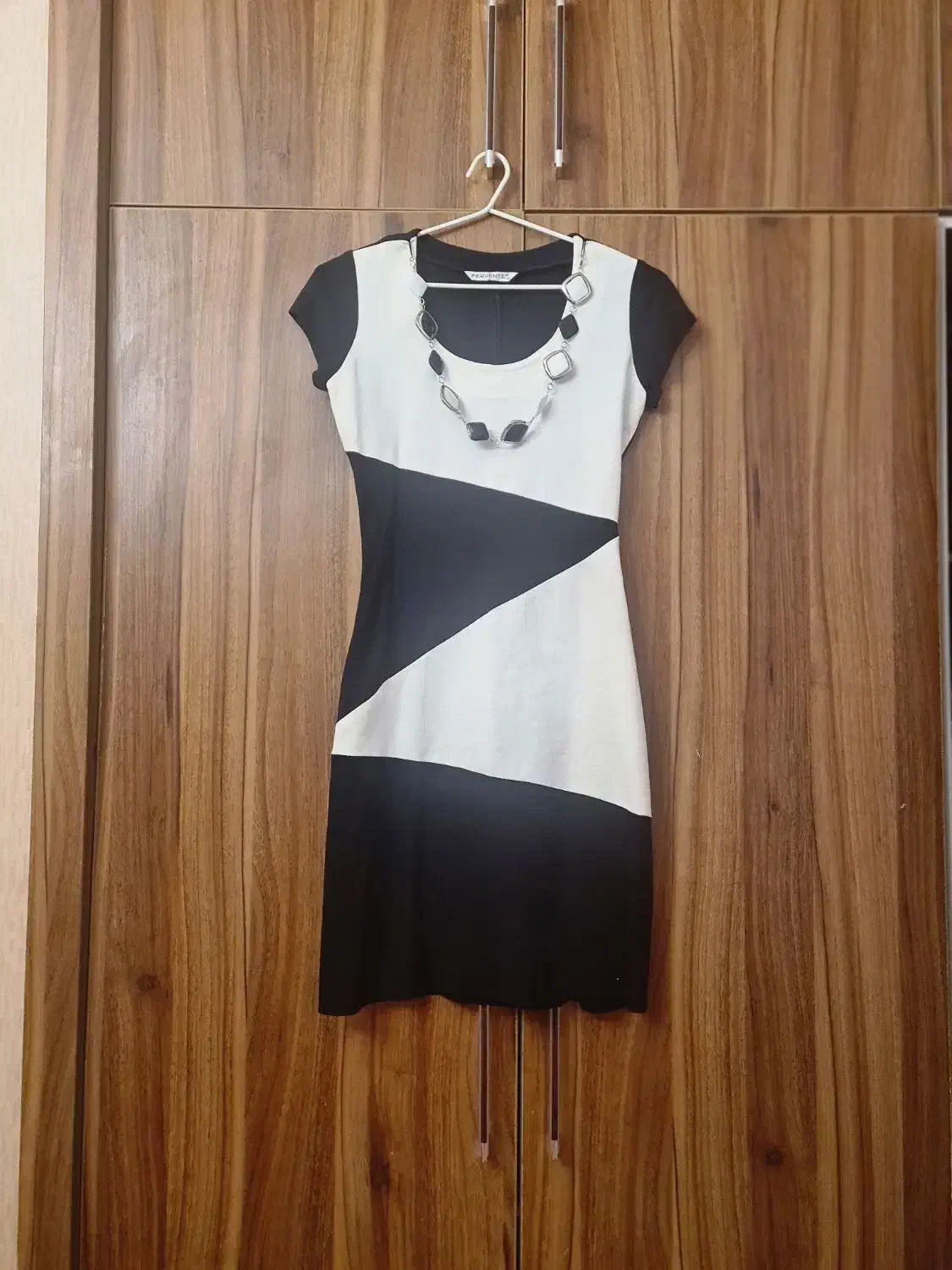 پیراهن مجلسی دخترانه (ترک)|لباس|کاشان, زیدی|دیوار