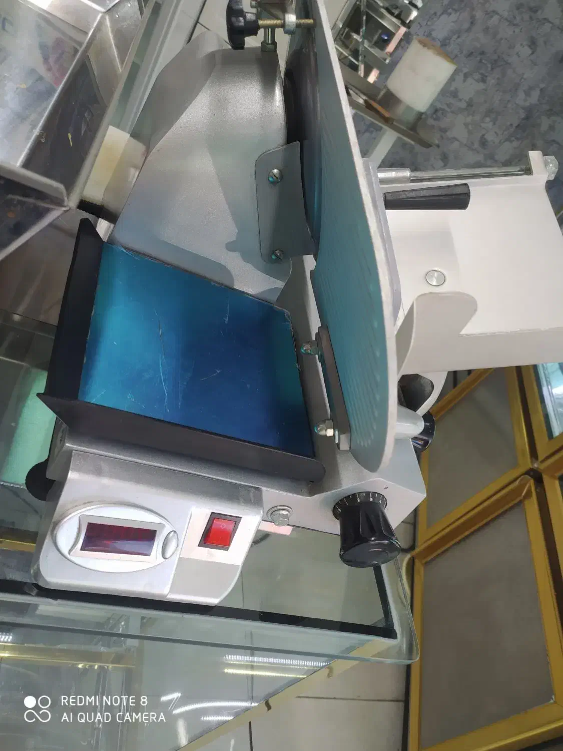 کالباس بر محک ترازو دار نو|فروشگاه و مغازه|ابهر, |دیوار