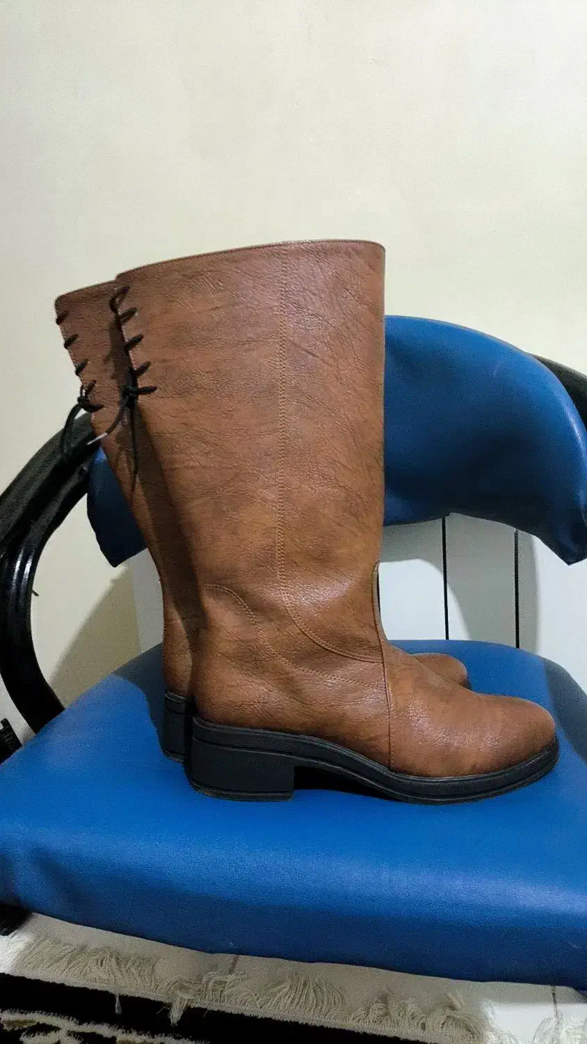 پوتین (بوت) بلند زنانه رنگ قهوهای سایز ۴۰|کیف، کفش، کمربند|پرند, فاز ۵|دیوار