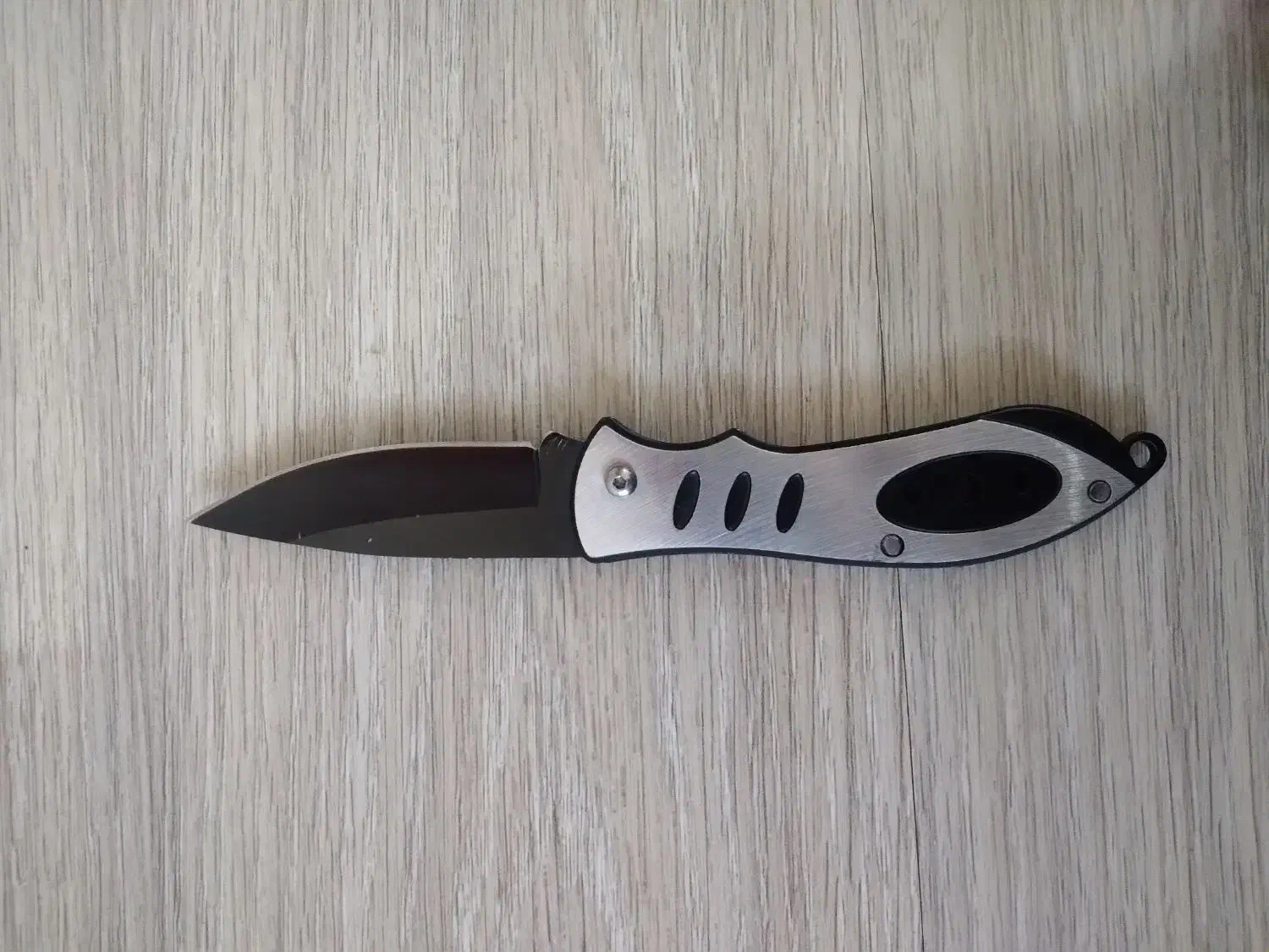 چاقو کویین(اصلی)|کوهنوردی و کمپینگ|همدان, |دیوار