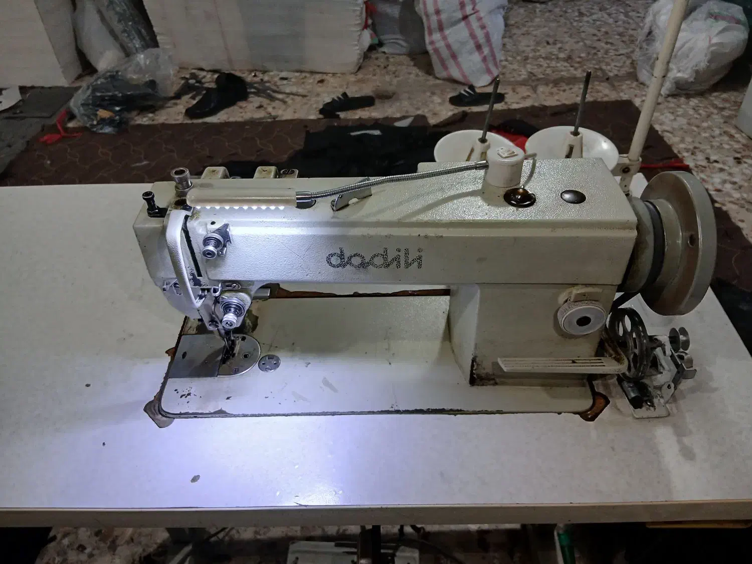 چرخ خیاطی دو پایه|چرخ خیاطی و ریسندگی|ماهدشت, |دیوار