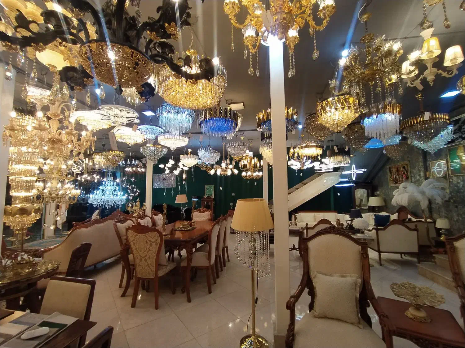 طرح تعویض لوستر کهنه با نو|لوستر و چراغ آویز|تالش, هشتپر|دیوار