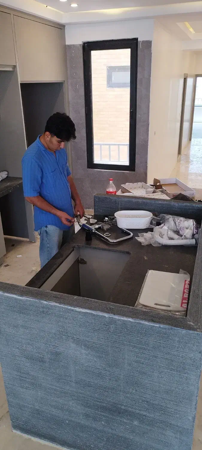 نصب وتعمیر شیر آلات وتوالت فرنگی وال هنگ|خدمات پیشه و مهارت|نسیم‌شهر, |دیوار