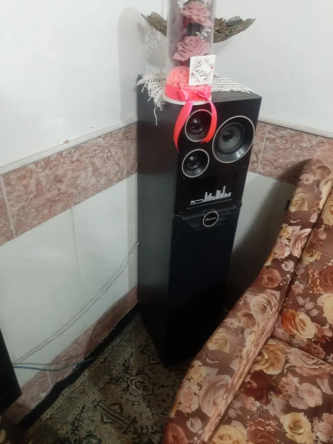 کاملا سالم کلاً دو سه هفته استفاده شده|صوتی و تصویری|قم, باغ شریفی|دیوار