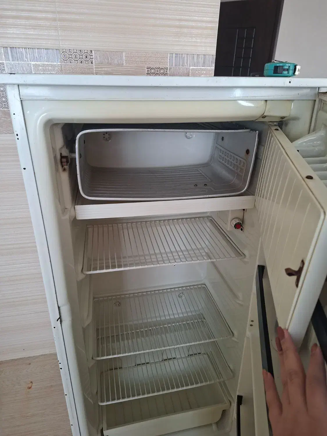 یخچال قدیمی|یخچال و فریزر|دیواندره, |دیوار