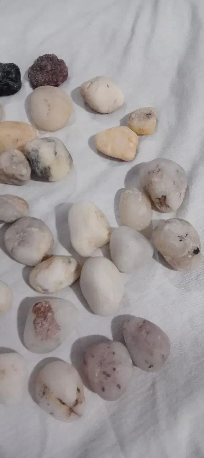 سلام دوستان چند عدد سنگ به فروش|جواهرات|پائین جام, |دیوار