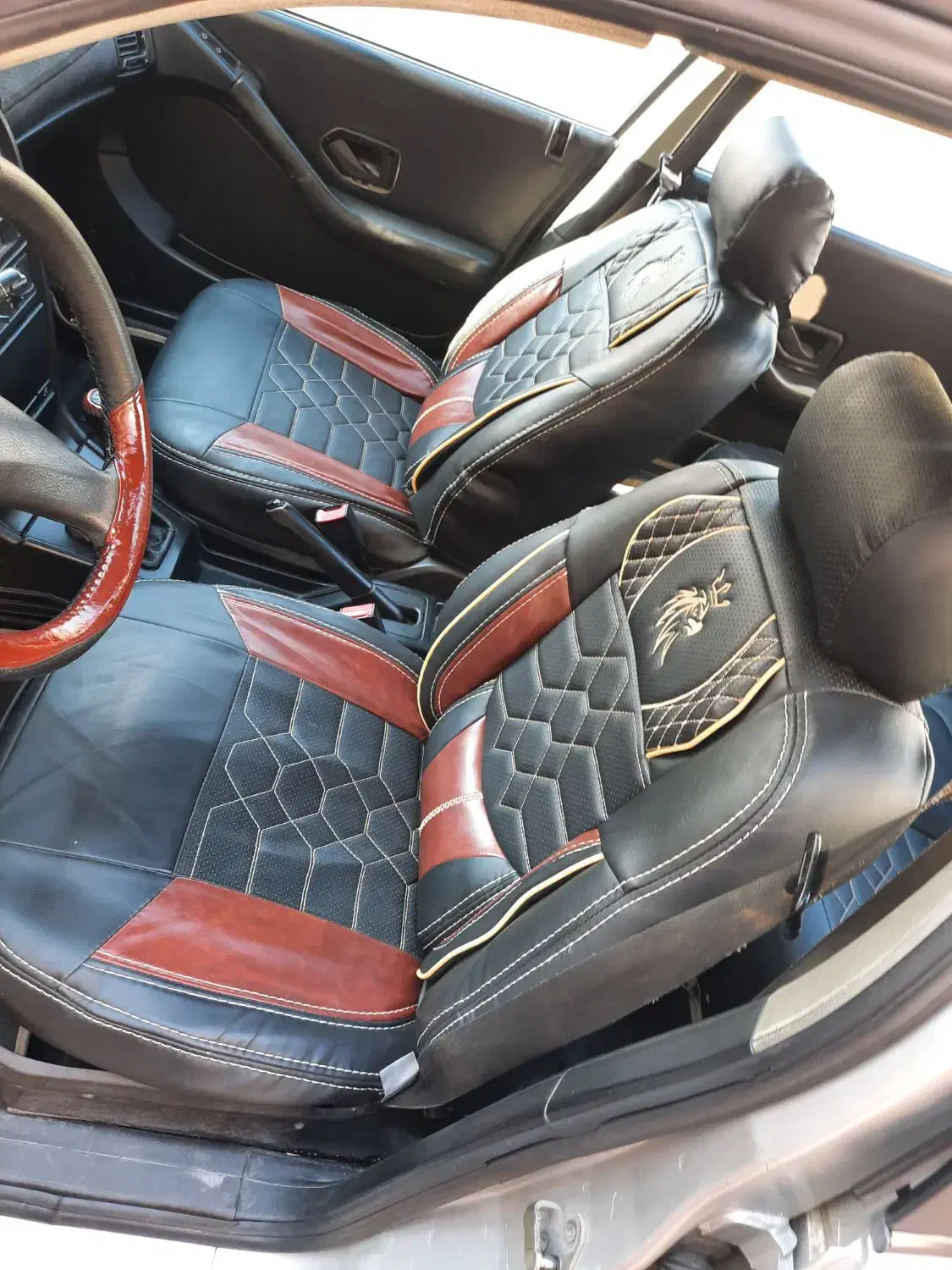 ماشین ۴۰۵ نقره ای|خودرو سواری و وانت|یزد, |دیوار