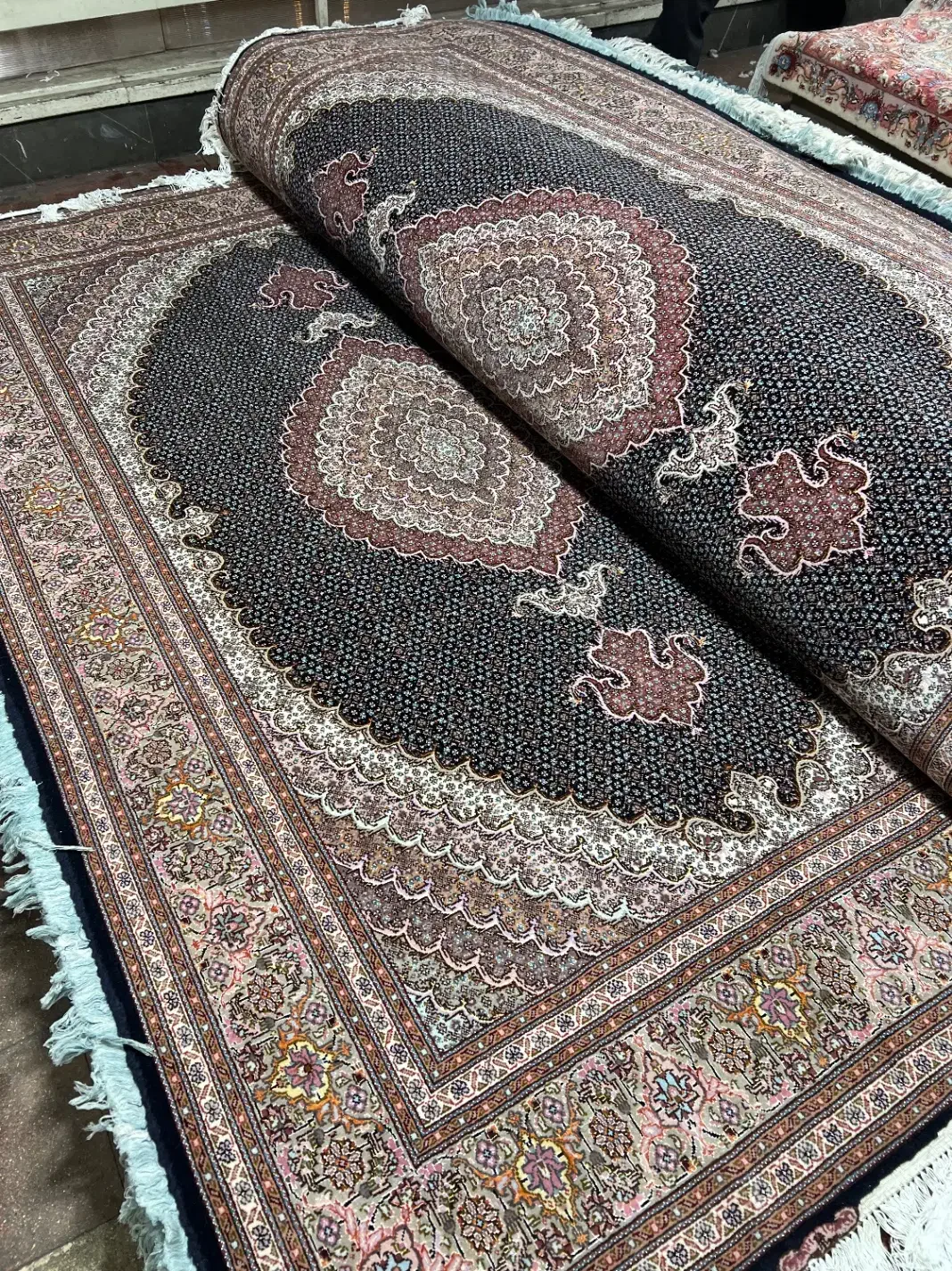 ۴۰ رج جفت ۶متری|فرش|تبریز, |دیوار