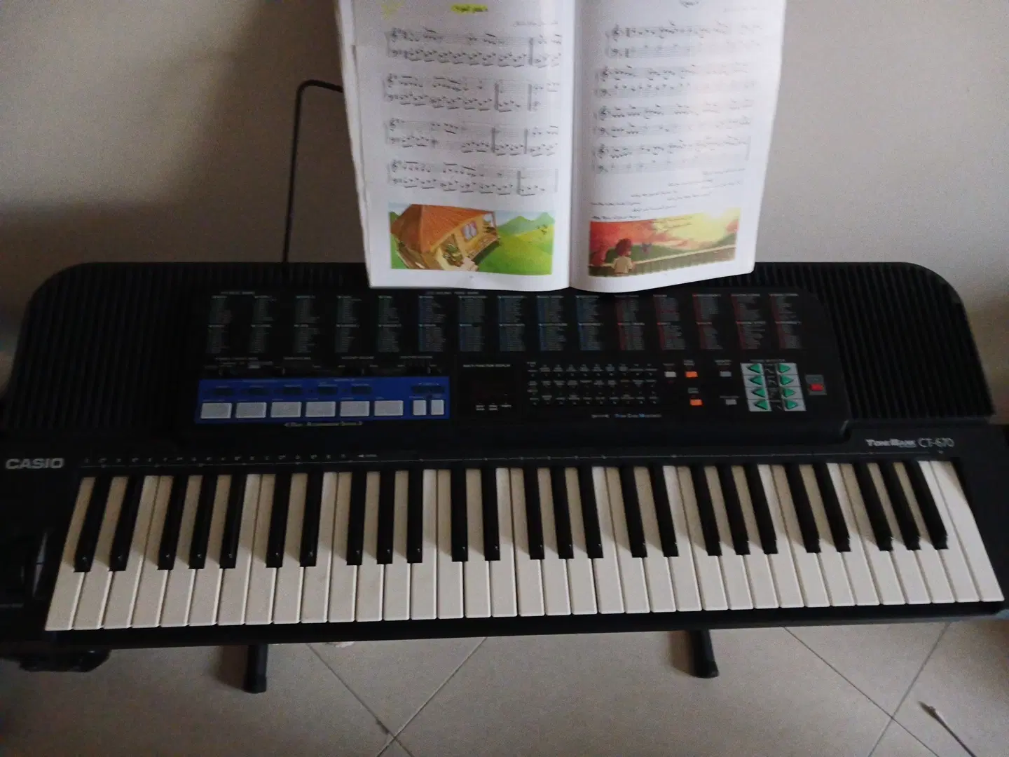 CASIO CT 670|پیانو، کیبورد، آکاردئون|تهران, قلهک|دیوار