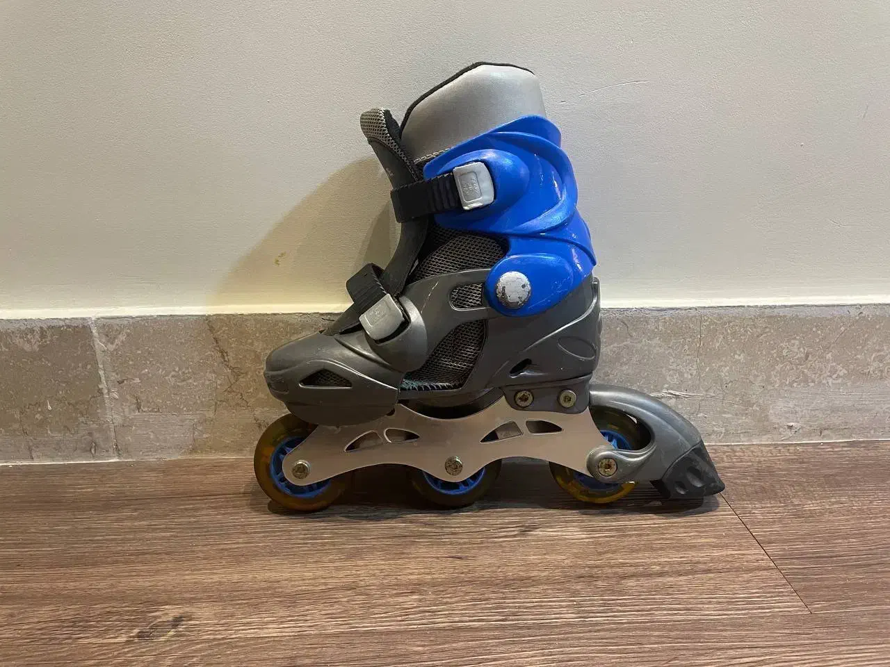 اسکیت آبی|دوچرخه، اسکیت، اسکوتر|قائمشهر, |دیوار