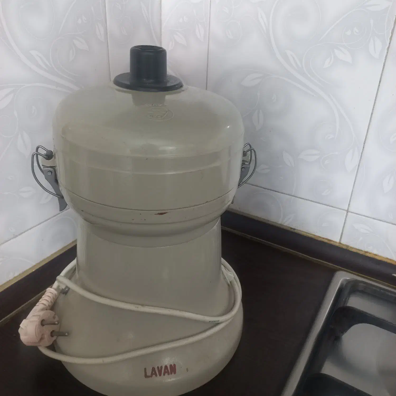 آبمیوه گیری لاوان|آبمیوه‌گیر و آب‌مرکبات‌گیر|تهران, چهارصد دستگاه|دیوار