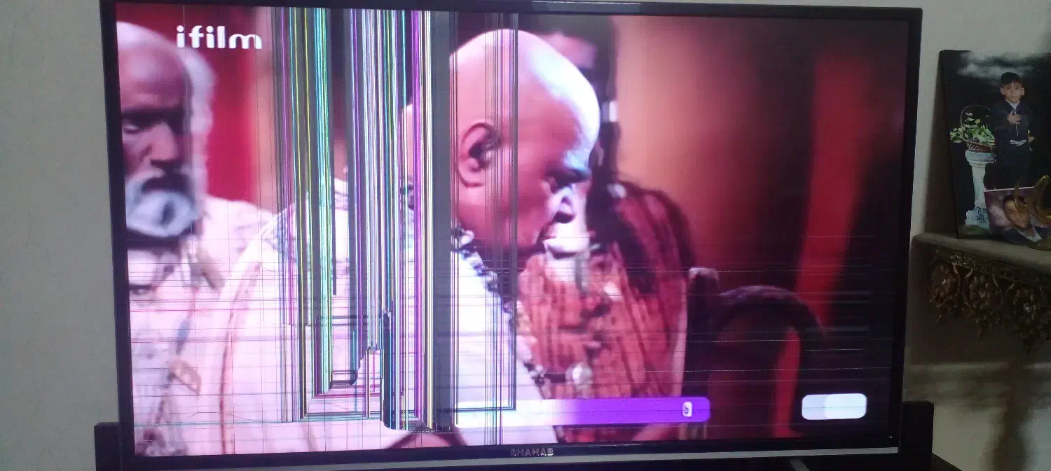 تلویزیون ۴۳|تلویزیون و پروژکتور|خوی, |دیوار