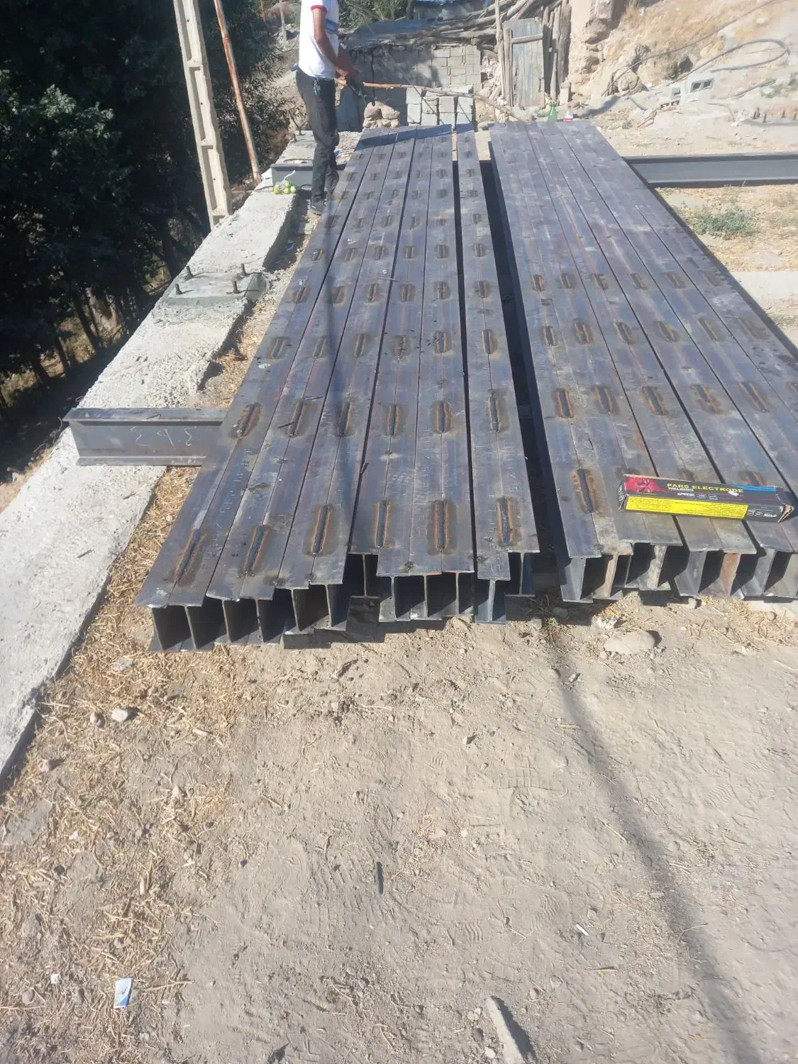 جوشکاری اسکلت فلزی وشیروانی|خدمات پیشه و مهارت|نظرآباد, نظرآباد|دیوار